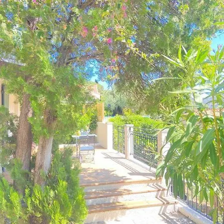 Rez De Jardin Terrasse De Reve … Apartment Collioure